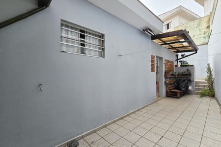 Casa à venda com 150m², 3 quartos e 4 vagasQuintal