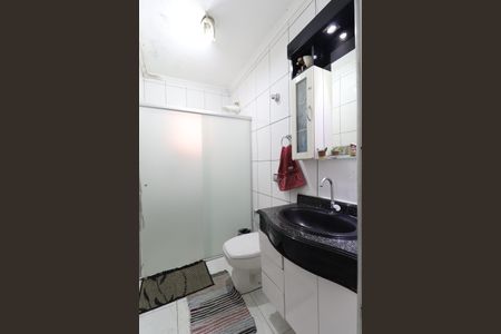 Casa à venda com 140m², 4 quartos e 2 vagas Casa à venda com 140m², 4 quartos e 2 vagasBanheiro