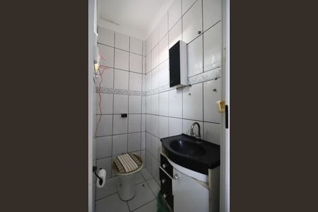 Casa à venda com 140m², 4 quartos e 2 vagas Casa à venda com 140m², 4 quartos e 2 vagasLavabo casa 2