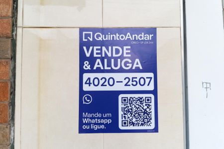 Casa à venda com 140m², 4 quartos e 2 vagas Casa à venda com 140m², 4 quartos e 2 vagasPlaca