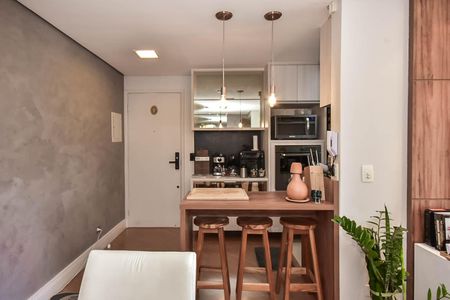 Apartamento à venda com 74m², 2 quartos e 2 vagas Apartamento à venda com 74m², 2 quartos e 2 vagasCozinha