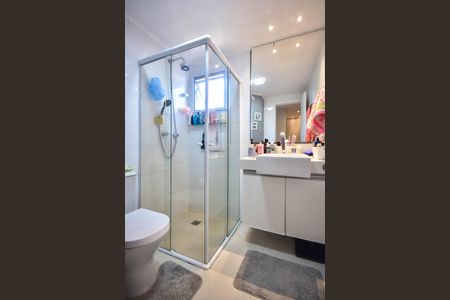 Apartamento à venda com 74m², 2 quartos e 2 vagas Apartamento à venda com 74m², 2 quartos e 2 vagasBanheiro