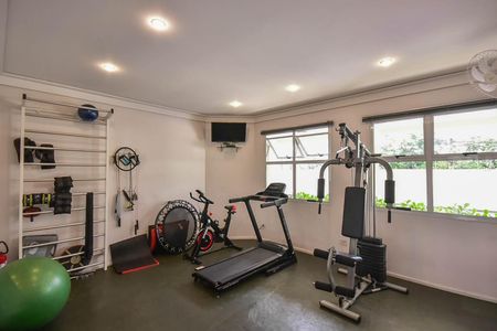 Apartamento à venda com 74m², 2 quartos e 2 vagas Apartamento à venda com 74m², 2 quartos e 2 vagasAcademia