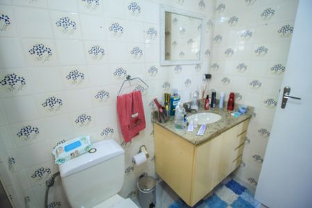 Apartamento à venda com 73m², 2 quartos e 1 vagaBanheiro