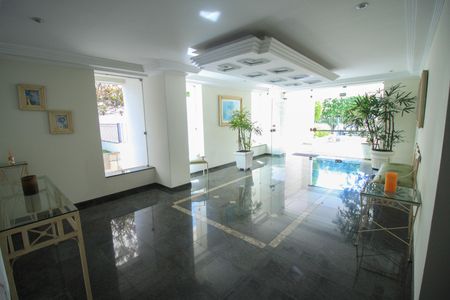 Apartamento à venda com 73m², 2 quartos e 1 vagaÁrea comum