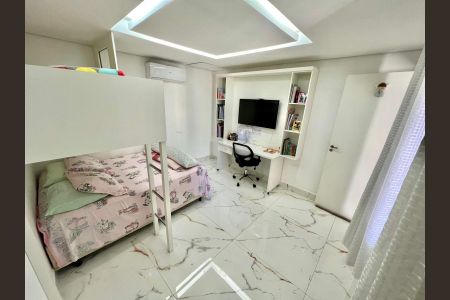 Casa à venda com 100m², 2 quartos e 1 vaga Casa à venda com 100m², 2 quartos e 1 vagaQuarto 1