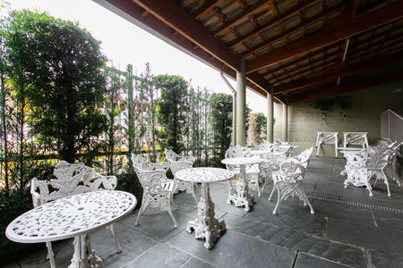 Apartamento para alugar com 82m², 3 quartos e 2 vagas Apartamento para alugar com 82m², 3 quartos e 2 vagasÁrea comum - Churrasqueira