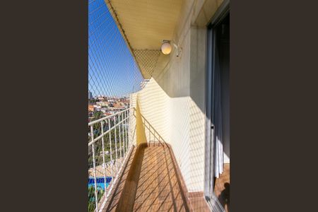 Apartamento para alugar com 82m², 3 quartos e 2 vagas Apartamento para alugar com 82m², 3 quartos e 2 vagasVaranda