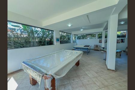 Casa de condomínio para alugar com 800m², 5 quartos e 4 vagasSala 2