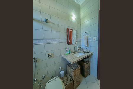 Casa de condomínio para alugar com 800m², 5 quartos e 4 vagasBanheiro Suíte