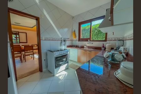 Casa de condomínio para alugar com 800m², 5 quartos e 4 vagasCozinha