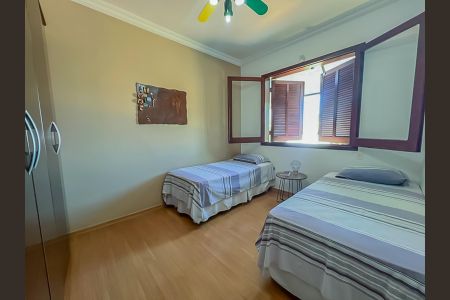 Casa de condomínio para alugar com 800m², 5 quartos e 4 vagasQuarto 3