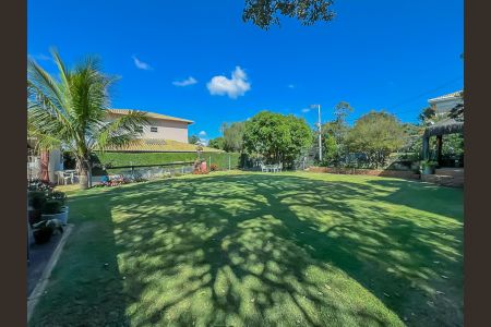 Casa de condomínio para alugar com 800m², 5 quartos e 4 vagasÁrea Externa