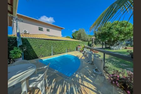 Casa de condomínio para alugar com 800m², 5 quartos e 4 vagasÁrea Externa