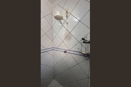 Casa à venda com 110m², 3 quartos e 3 vagasBanheiro 2