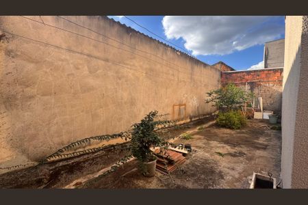 Casa à venda com 110m², 3 quartos e 3 vagasQuintal