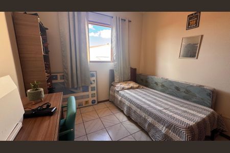 Casa à venda com 110m², 3 quartos e 3 vagasQuarto 2