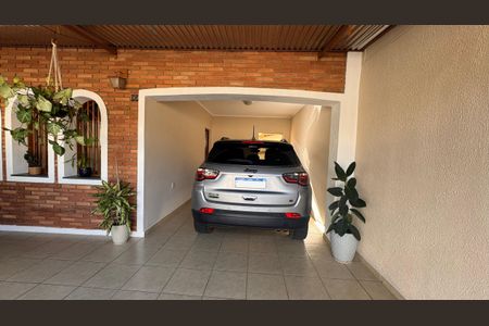 Casa à venda com 110m², 3 quartos e 3 vagasGaragem