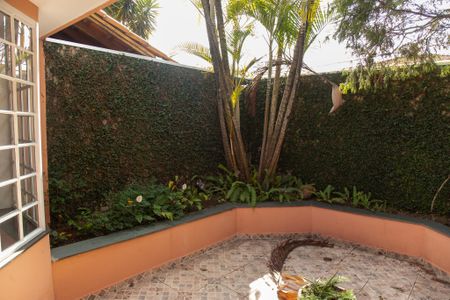 Casa à venda com 404m², 4 quartos e 4 vagas Casa à venda com 404m², 4 quartos e 4 vagasJardim