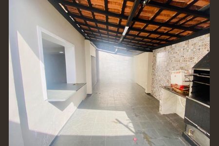Casa à venda com 190m², 3 quartos e 3 vagas Casa à venda com 190m², 3 quartos e 3 vagasFoto 20