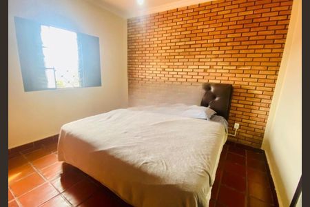 Casa à venda com 190m², 3 quartos e 3 vagas Casa à venda com 190m², 3 quartos e 3 vagasFoto 16