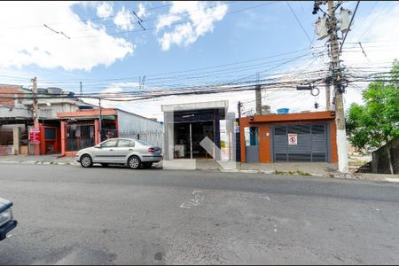 Casa à venda com 435m², 6 quartos e sem vaga Casa à venda com 435m², 6 quartos e sem vagaFachada