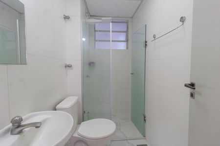 Apartamento à venda com 70m², 2 quartos e sem vaga Apartamento à venda com 70m², 2 quartos e sem vagaBanheiro