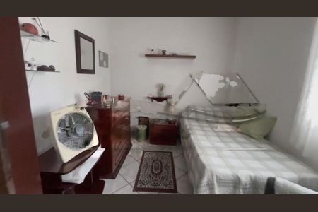 Casa à venda com 3 quartos, 160m² em Vila Brasilina, São Paulo