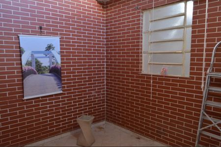 Casa à venda com 199m², 4 quartos e 4 vagas Casa à venda com 199m², 4 quartos e 4 vagasQuarto 4