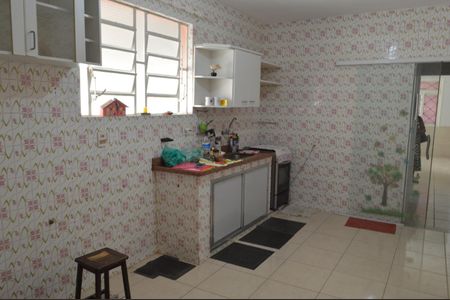 Casa à venda com 199m², 4 quartos e 4 vagas Casa à venda com 199m², 4 quartos e 4 vagasCozinha