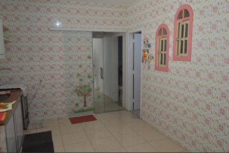 Casa à venda com 199m², 4 quartos e 4 vagas Casa à venda com 199m², 4 quartos e 4 vagasCozinha