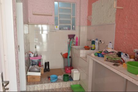 Casa à venda com 199m², 4 quartos e 4 vagas Casa à venda com 199m², 4 quartos e 4 vagasÁrea de Serviço