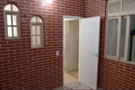 Casa à venda com 199m², 4 quartos e 4 vagas Casa à venda com 199m², 4 quartos e 4 vagasQuarto 4