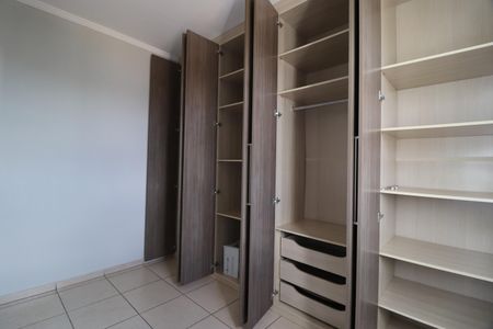 Apartamento para alugar com 122m², 3 quartos e 2 vagasQuarto 2