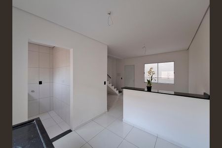 Casa de condomínio à venda com 54m², 2 quartos e 1 vaga Casa de condomínio à venda com 54m², 2 quartos e 1 vagaCozinha