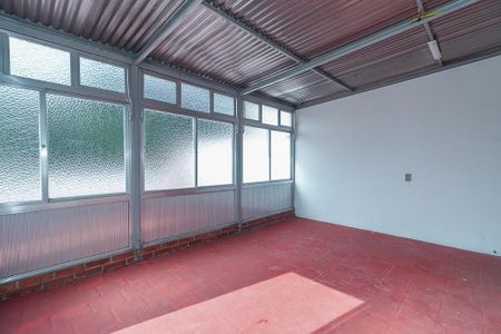 Apartamento à venda com 95m², 2 quartos e 2 vagasÁrea de Serviço