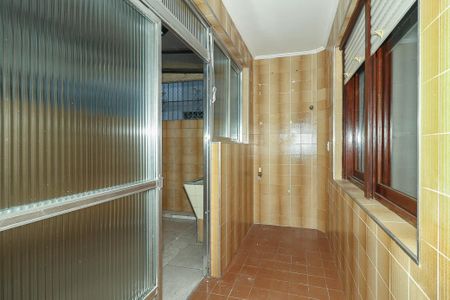 Apartamento à venda com 95m², 2 quartos e 1 vagaÁrea de Serviço