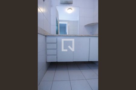 Apartamento à venda com 180m², 3 quartos e 3 vagas Apartamento à venda com 180m², 3 quartos e 3 vagasBanheiro da Suíte 3