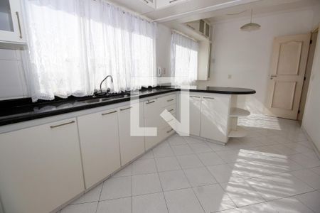 Apartamento à venda com 180m², 3 quartos e 3 vagas Apartamento à venda com 180m², 3 quartos e 3 vagasCozinha