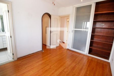 Apartamento à venda com 180m², 3 quartos e 3 vagas Apartamento à venda com 180m², 3 quartos e 3 vagasSuíte 1