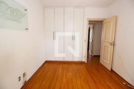 Apartamento à venda com 180m², 3 quartos e 3 vagas Apartamento à venda com 180m², 3 quartos e 3 vagasSuíte 2