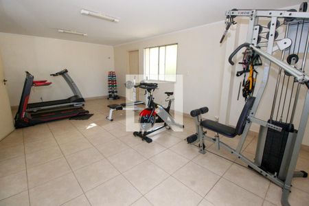 Apartamento à venda com 180m², 3 quartos e 3 vagas Apartamento à venda com 180m², 3 quartos e 3 vagasAcademia