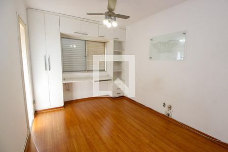 Apartamento à venda com 180m², 3 quartos e 3 vagas Apartamento à venda com 180m², 3 quartos e 3 vagasSuíte 2