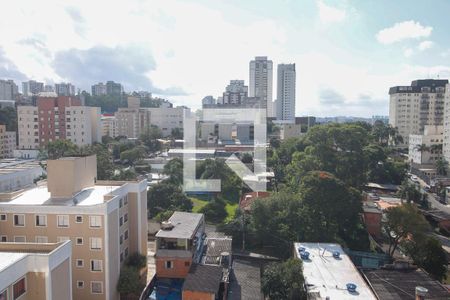 Apartamento à venda com 180m², 3 quartos e 3 vagas Apartamento à venda com 180m², 3 quartos e 3 vagasVista da Suíte 2