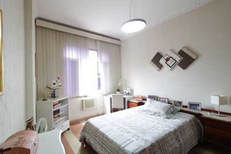 Apartamento à venda com 78m², 2 quartos e 1 vagaQuarto