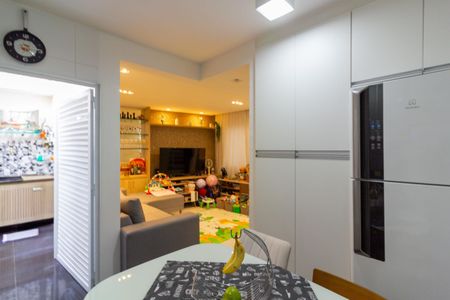 Casa de condomínio à venda com 75m², 3 quartos e 2 vagas Casa de condomínio à venda com 75m², 3 quartos e 2 vagasCozinha