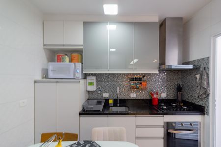 Casa de condomínio à venda com 75m², 3 quartos e 2 vagas Casa de condomínio à venda com 75m², 3 quartos e 2 vagasCozinha