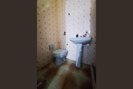 Casa à venda com 500m², 7 quartos e 10 vagas Casa à venda com 500m², 7 quartos e 10 vagasBanheiro da Suíte 2