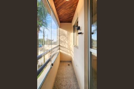 Apartamento à venda com 65m², 3 quartos e 1 vaga Apartamento à venda com 65m², 3 quartos e 1 vagaVaranda