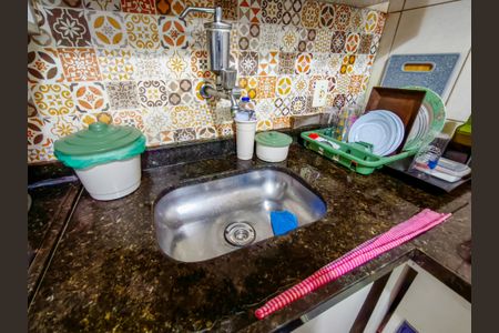 Casa à venda com 179m², 3 quartos e sem vaga Casa à venda com 179m², 3 quartos e sem vagaCozinha